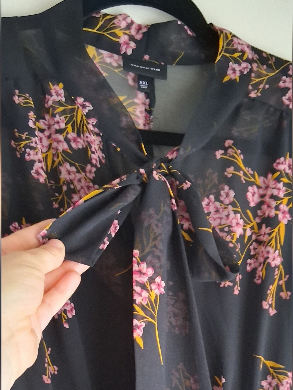 Who What Wear Black Maxi Dress with Pink Floral Print and Tie Neck - Picture 2 of 9